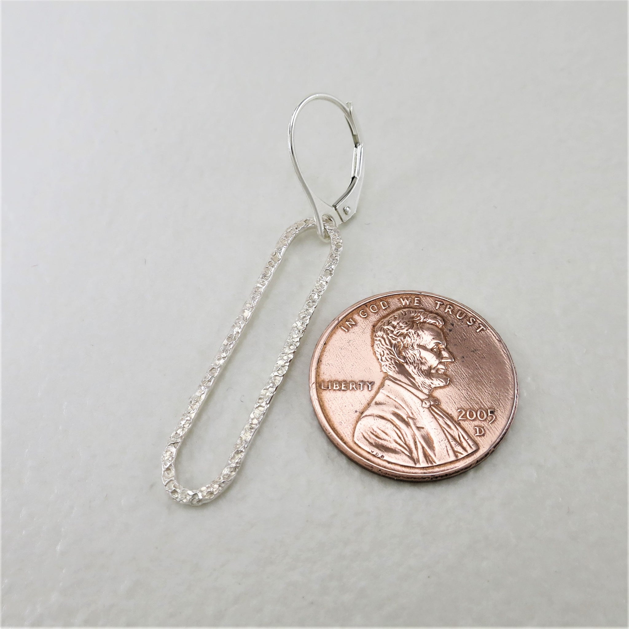 Oval Hammered Silver Earrings – Silver Echoes